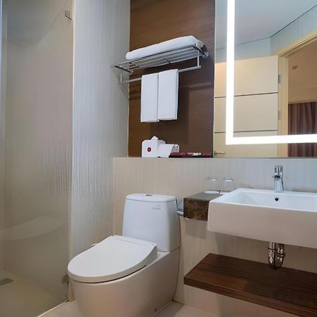 Hotel Grandhika Pemuda Σεμαράνγκ Εξωτερικό φωτογραφία