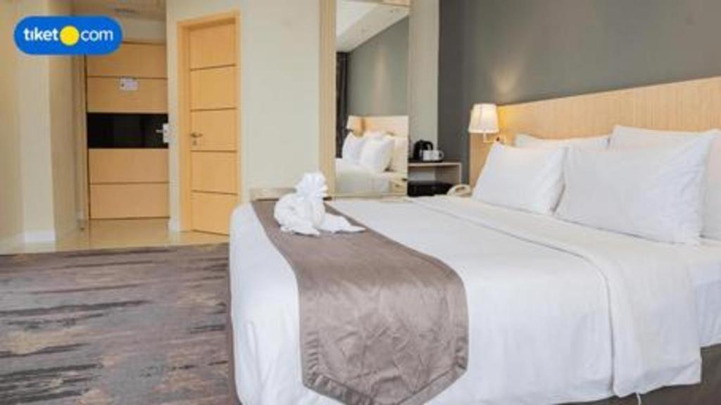 Hotel Grandhika Pemuda Σεμαράνγκ Εξωτερικό φωτογραφία