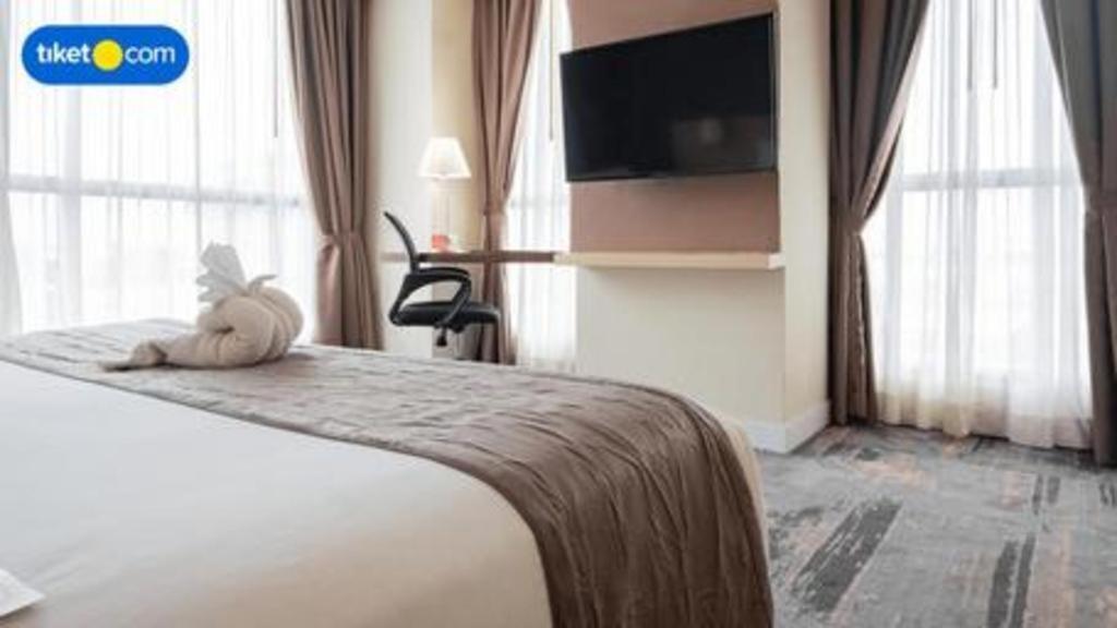 Hotel Grandhika Pemuda Σεμαράνγκ Εξωτερικό φωτογραφία
