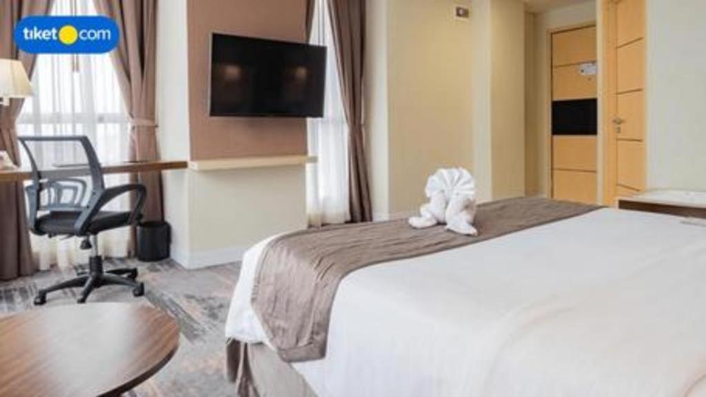 Hotel Grandhika Pemuda Σεμαράνγκ Εξωτερικό φωτογραφία